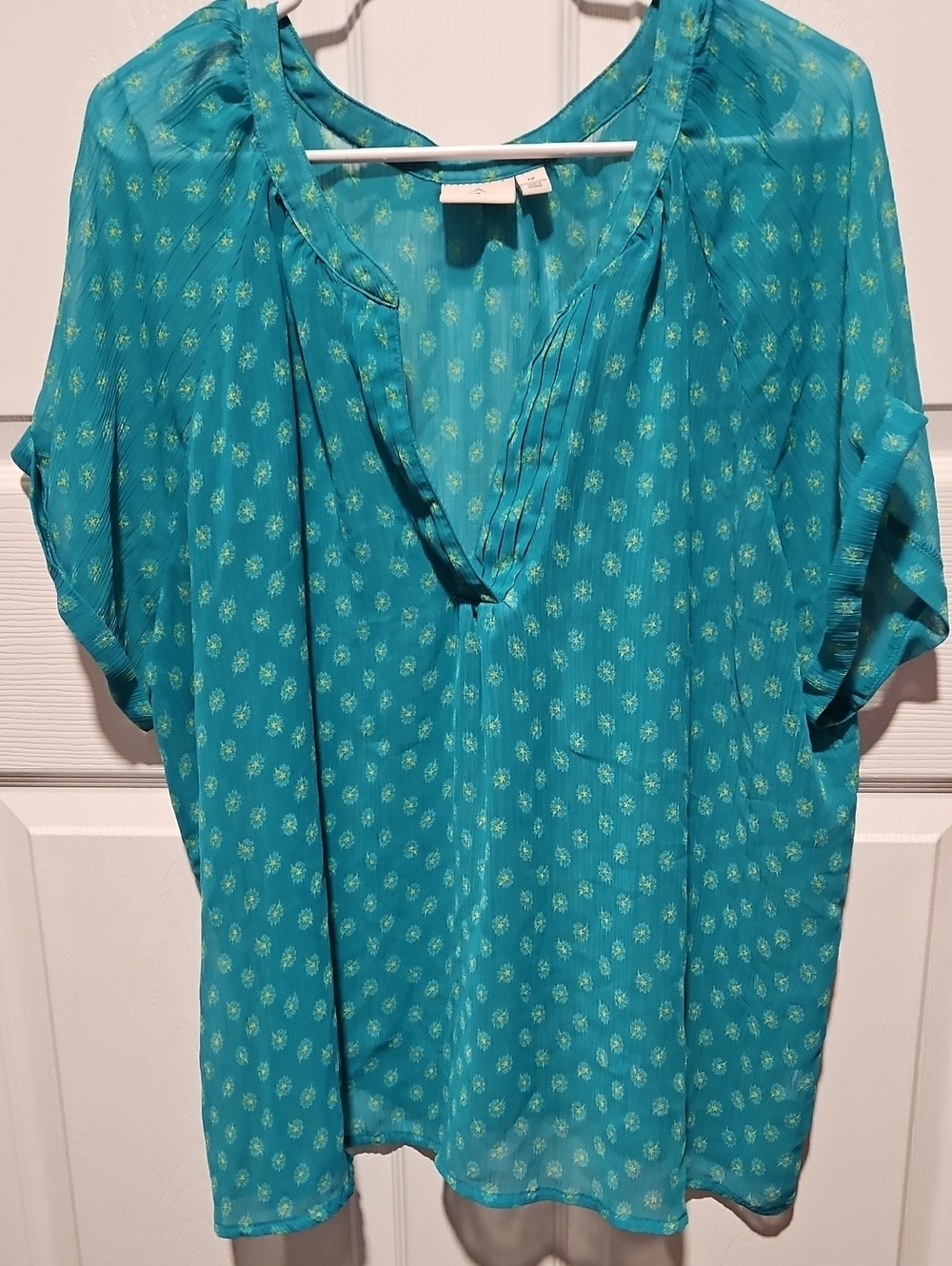 St. John's Bay Teal Floral V-Neck Pleated Blouse